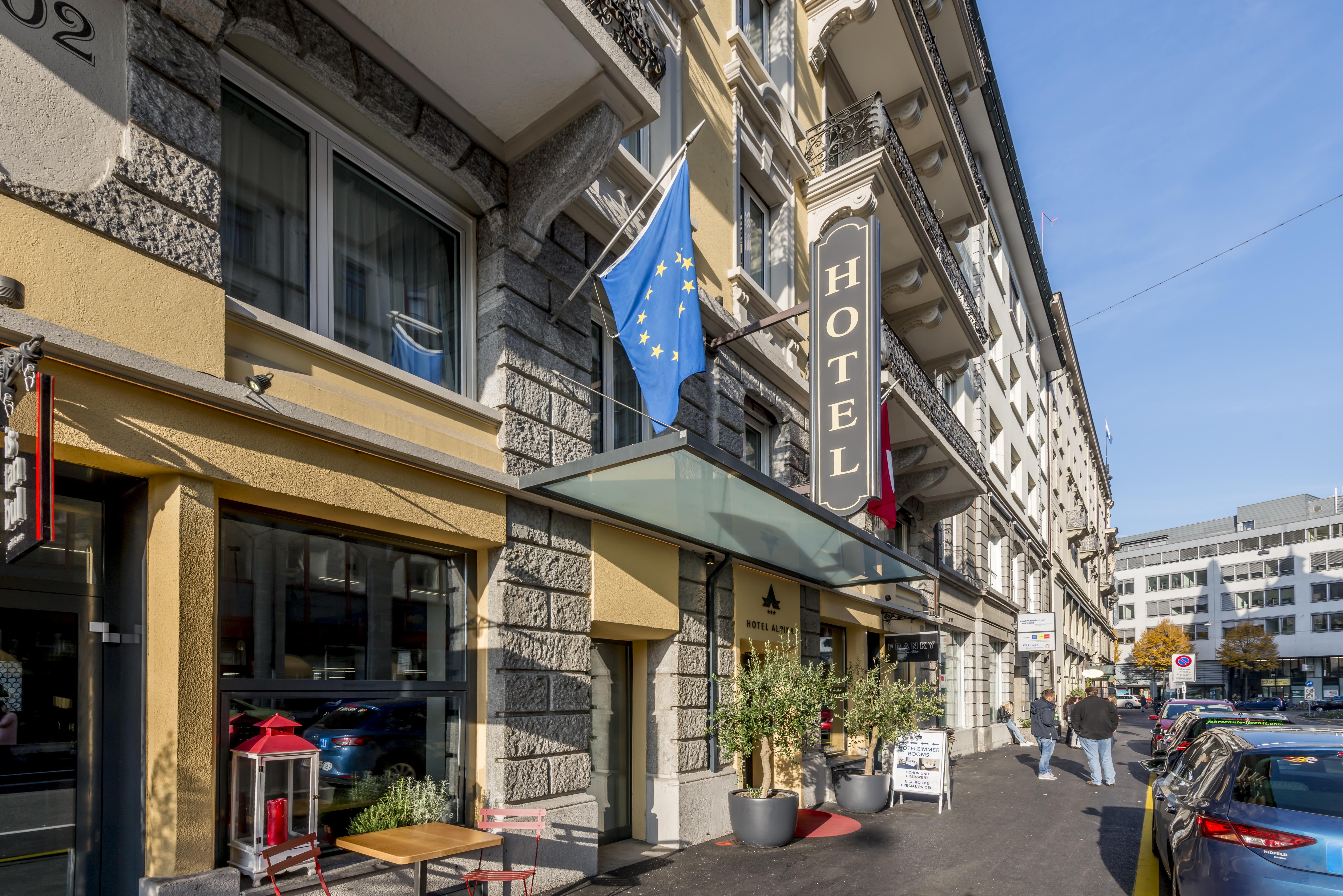 Alpina Hotel