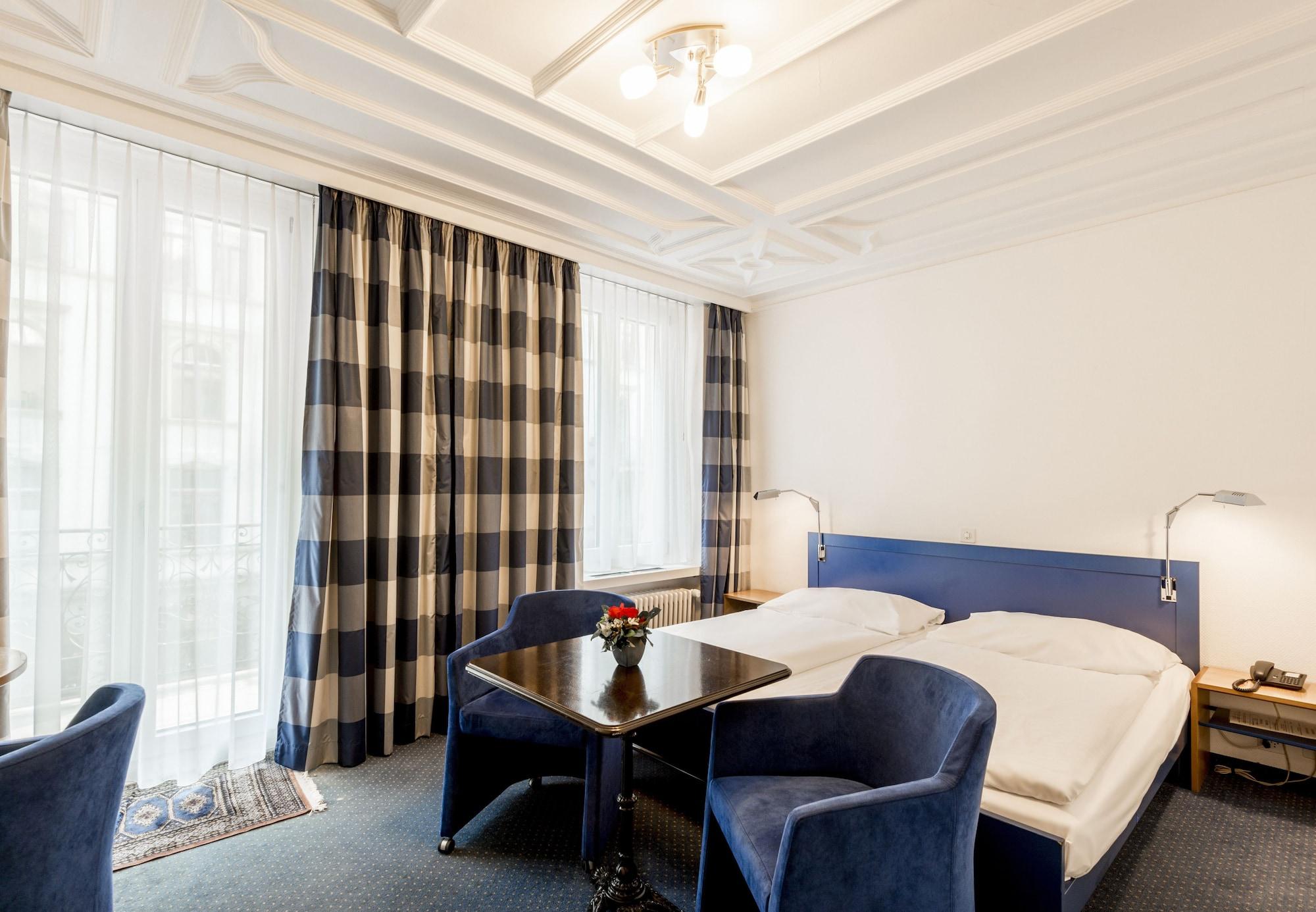 Hotel Alpina